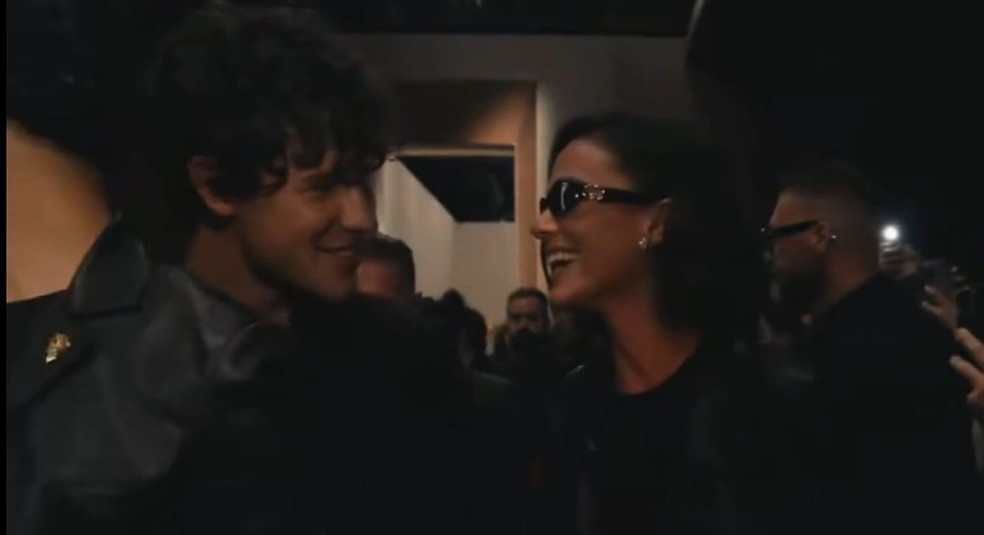 Shawn Mendes e Bruna Marquezine — Foto: Reprodução | X