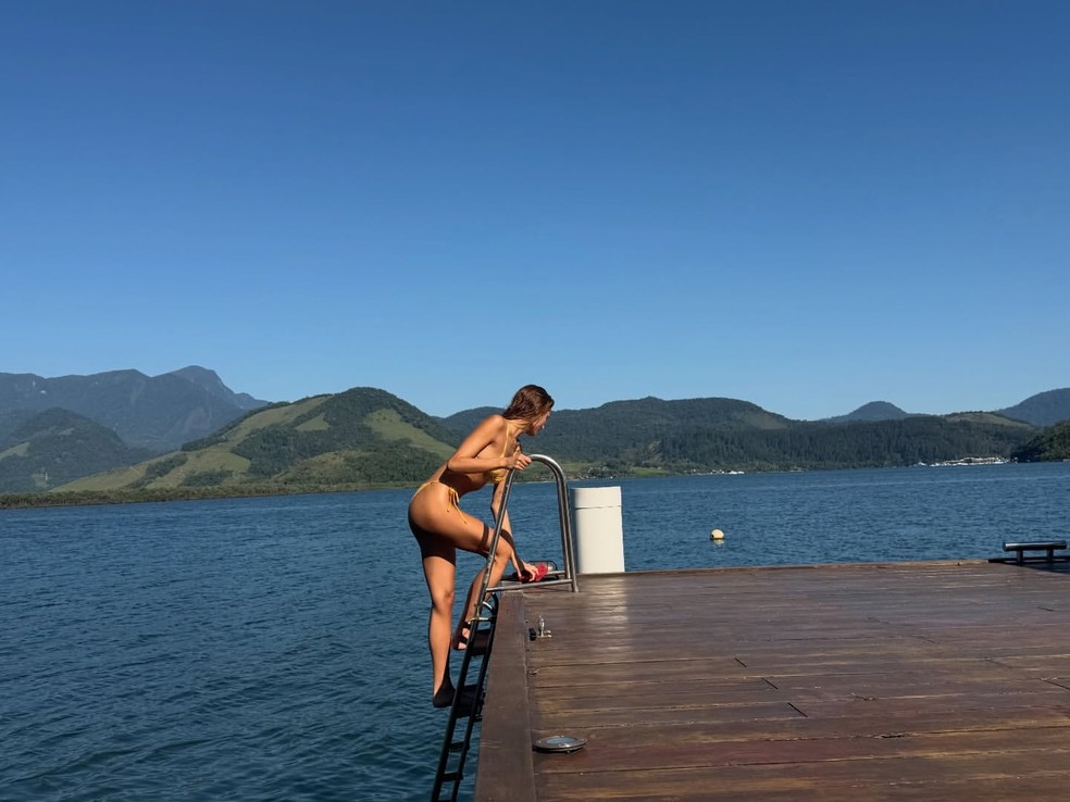 Após topless viralizar, Sasha Meneghel mostra novo ângulo de foto e ferve web — Foto: Reprodução/Instagram