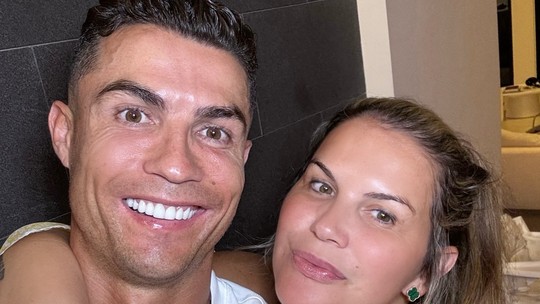 Irmã de Cristiano Ronaldo se irrita após fã pedir vídeo do jogador para ex: 'Louca'