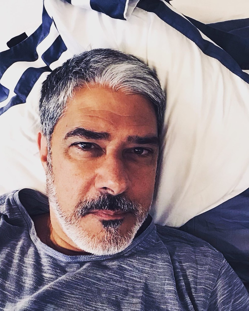 William Bonner anuncia férias e nega boatos de aposentadoria