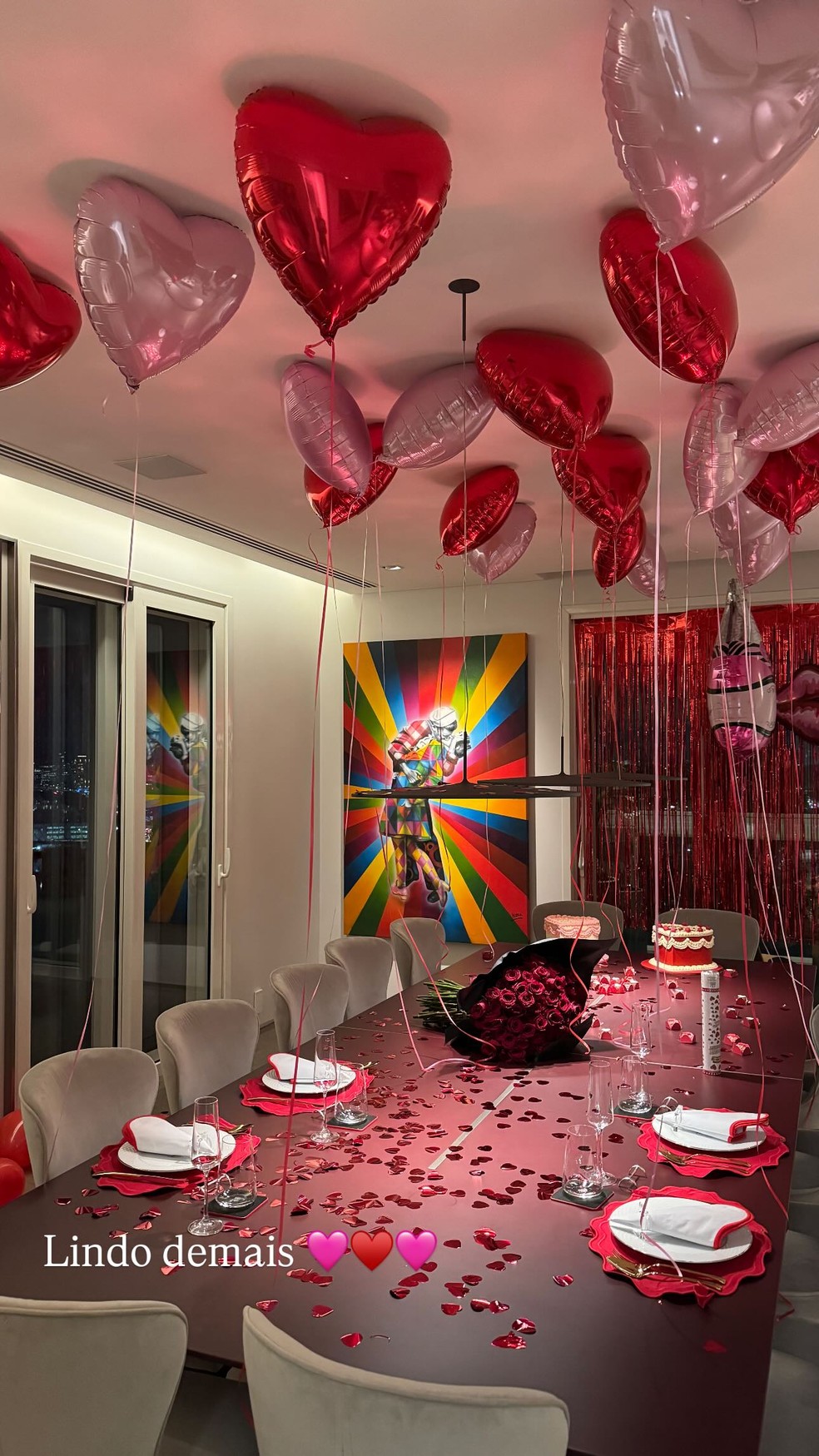 Solteira, Rafaella Justus faz jantar de Dia dos Namorados com amigas — Foto: Reprodução/Instagram