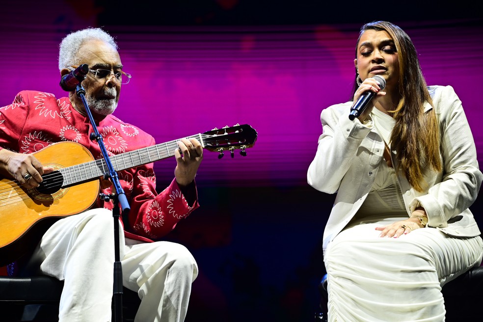 Gilberto Gil e Preta Gil — Foto: leo/agnews