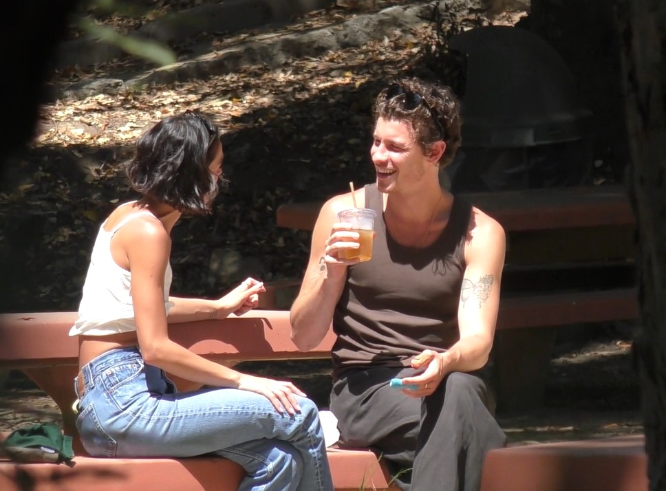 Bruna Marquezine e Shawn Mendes — Foto: Grosby Group