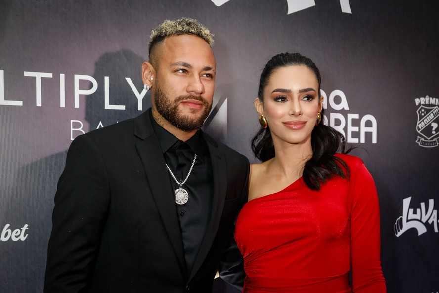 Nasce Mavie, primeira filha de Bruna Biancardi e Neymar