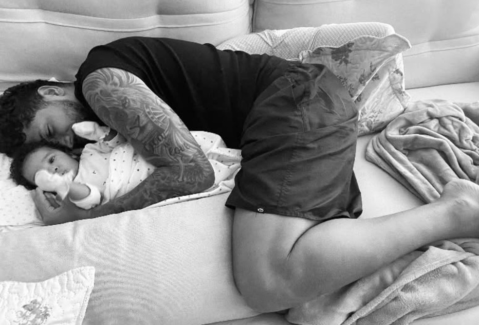 Yuri Lima mostra foto de momento fofo com Nala — Foto: Reprodução/Instagram