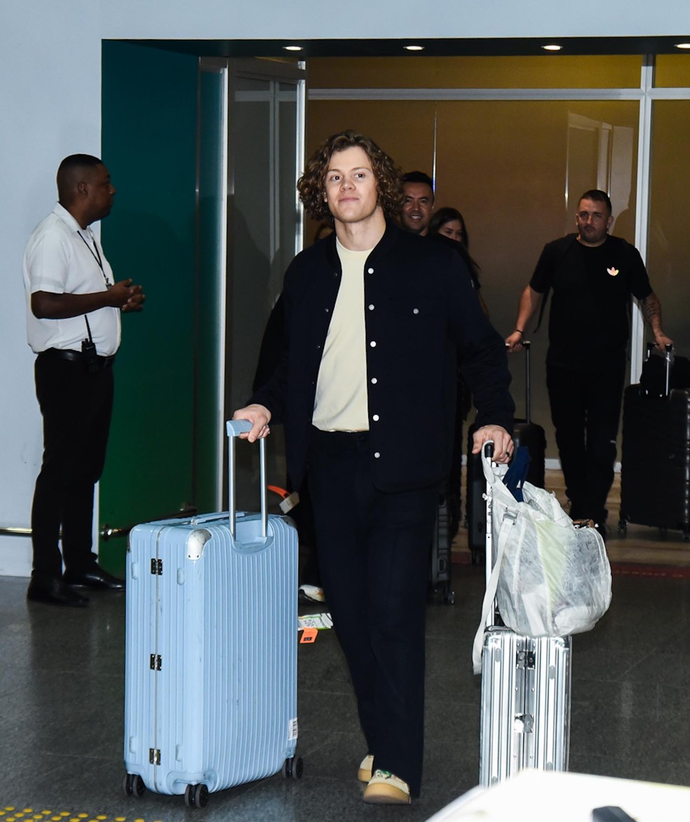 Lucas Pinheiro e Isadora Cruz — Foto: Webert Belicio/Agnews