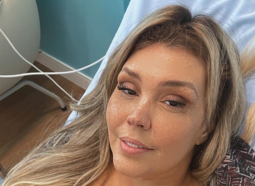 Simony retoma tratamento contra câncer: 'Mais 2 anos pela frente'