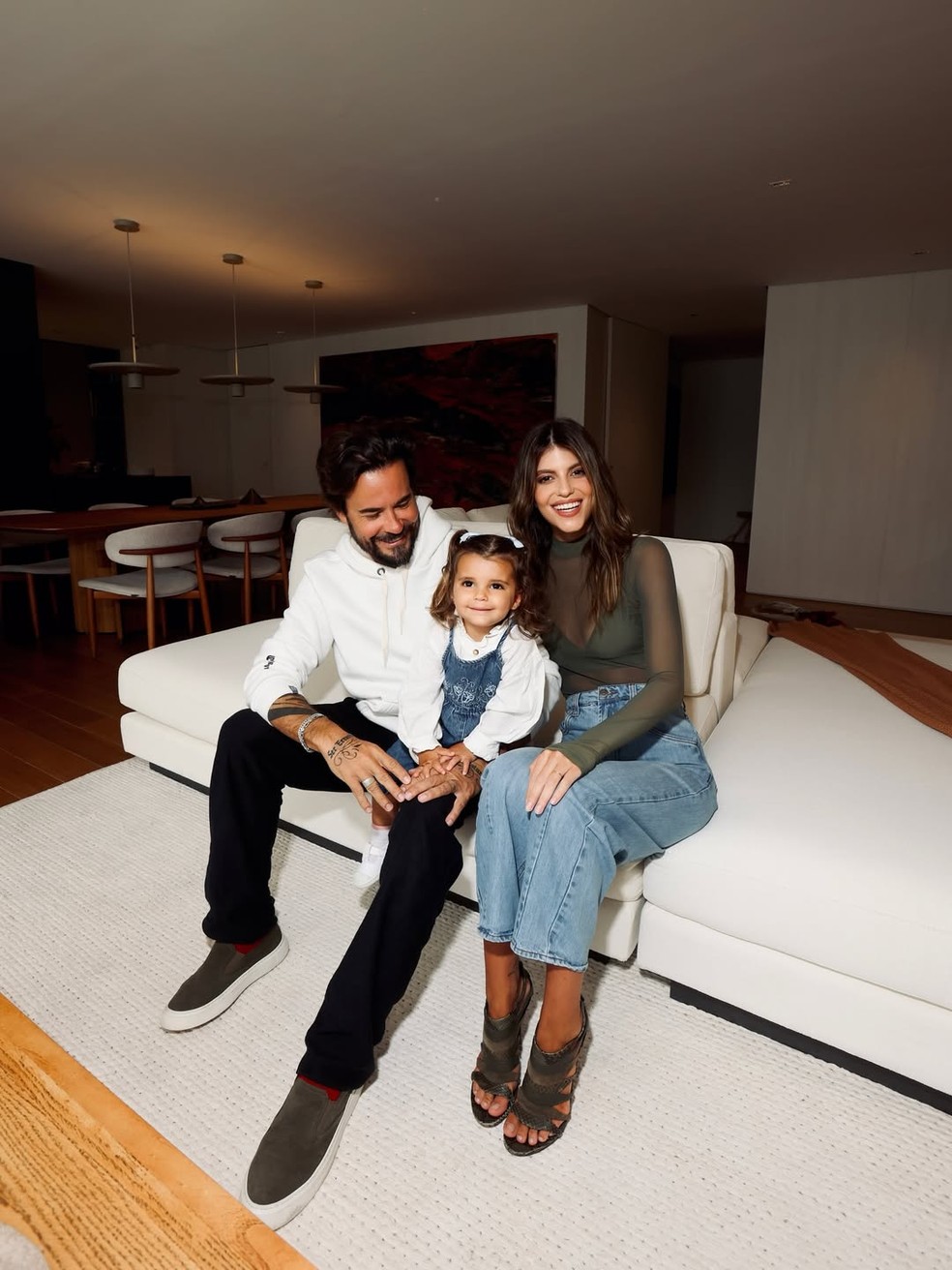 Paulinho Vilhena com a esposa, Maria Luiza, e a filha — Foto: Reprodução/Instagram