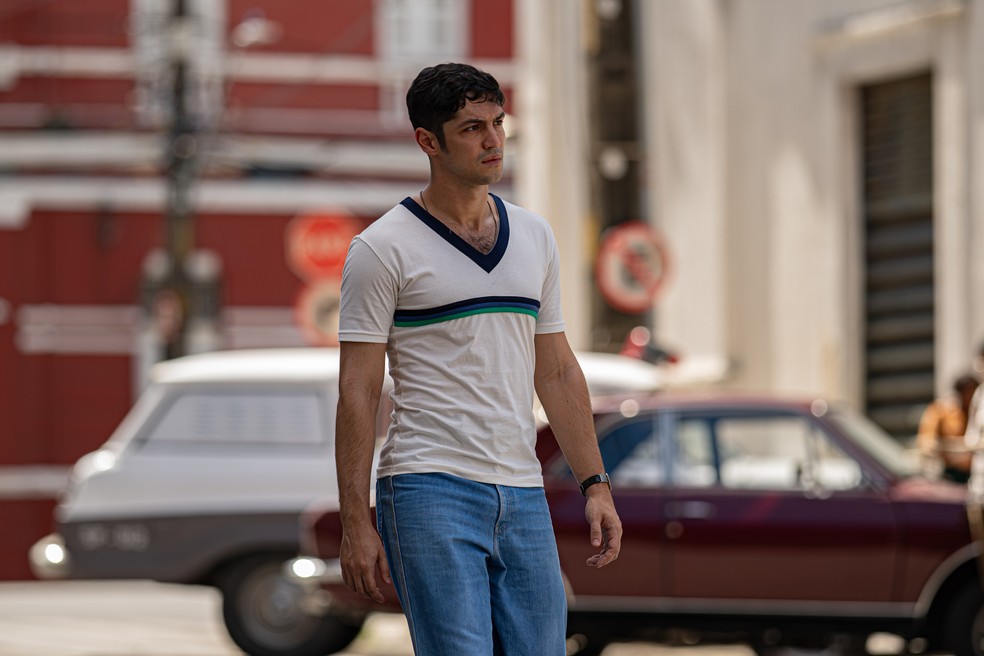 Gabriel Leone em 'O Agente Secreto' — Foto: Divulgação/Victor Juca
