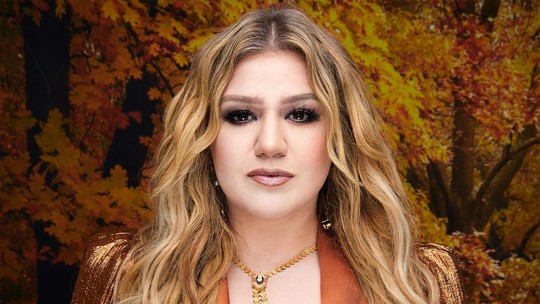 Kelly Clarkson diz que 'não teria sobrevivido' ao divórcio sem antidepressivos