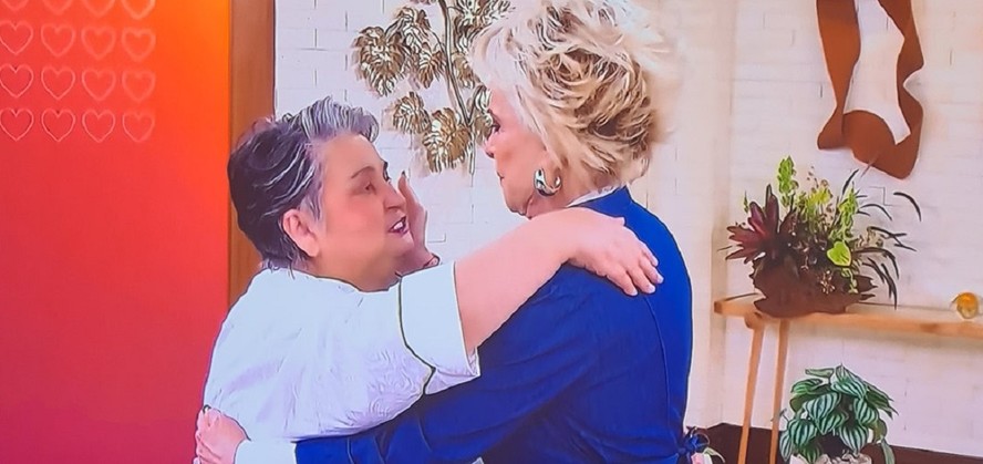 A culinarista Luzinete Veiga e a apresentadora Ana Maria Braga no 'Mais Você'