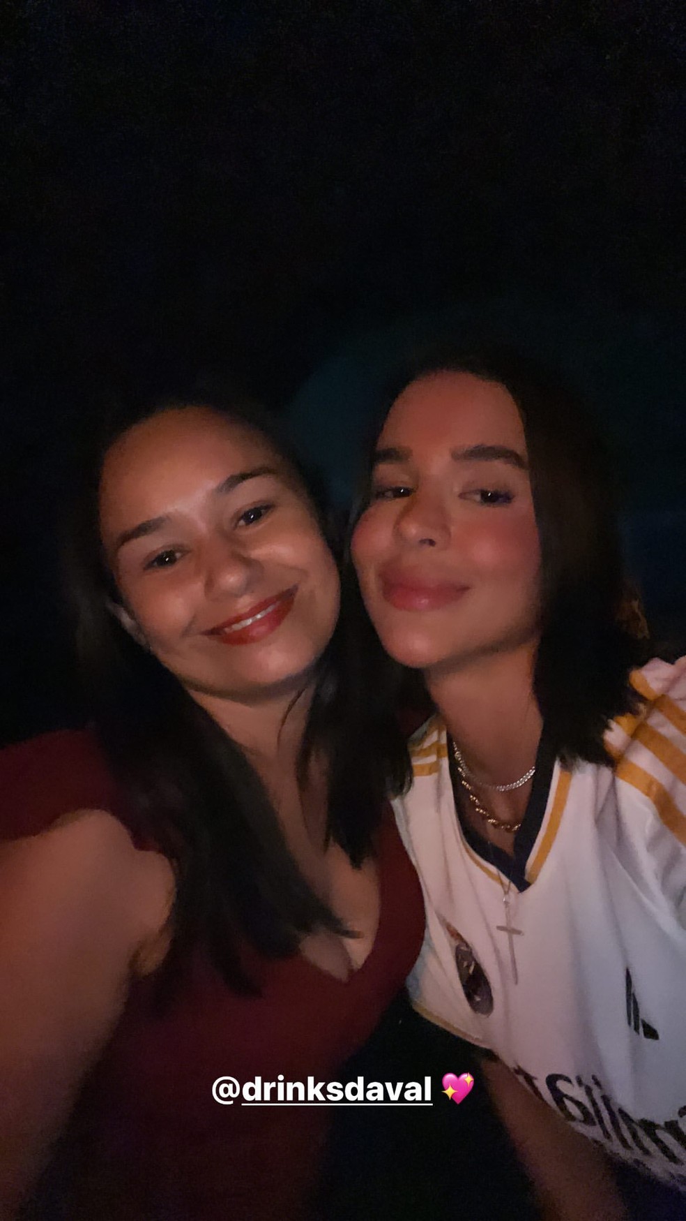 Kerline curte noitada com amigos após fim de namoro relâmpago: 'Onde ...