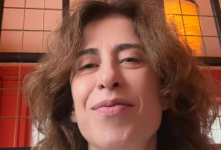 Fernanda Torres comemora 61 anos