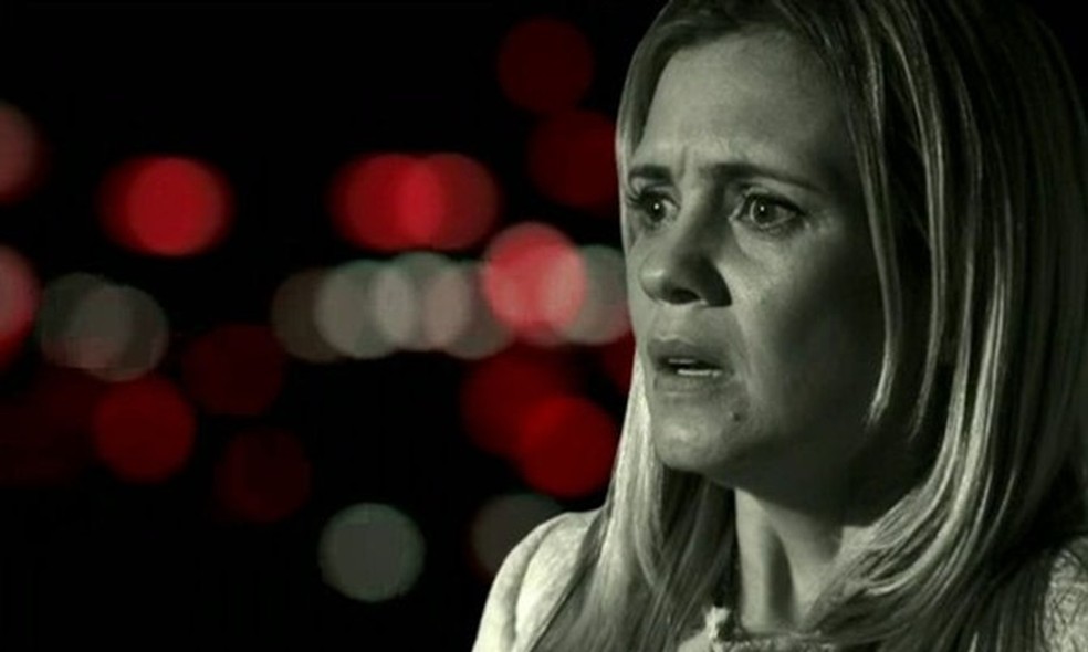 2º lugar no ranking de congelamentos de 'Avenida Brasil': Carminha (Adriana Esteves) — Foto: TV Globo