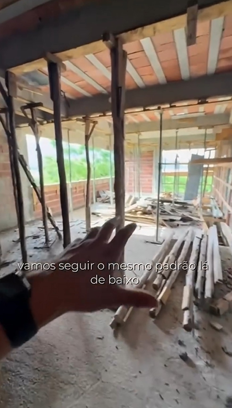 Suíte master da mansão — Foto: Reprodução/Instagram