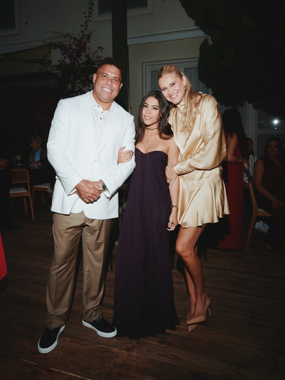 Ronaldo com a filha e Celina Lock — Foto: Reprodução/Instagram