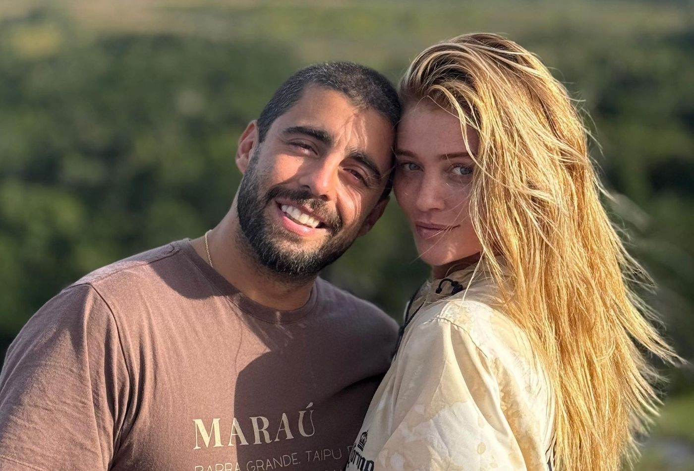 Cintia Dicker, casada com Pedro Scooby, reage a boatos de crise com o surfista: 