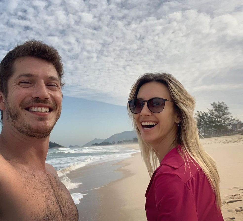 Caio Paduan e Cris Dias — Foto: Reprodução/Instagram