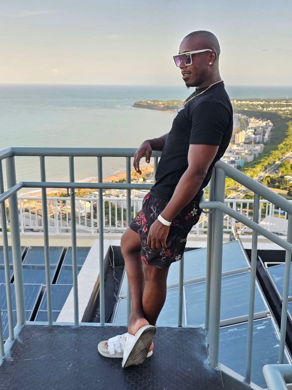 Já transei com mais de 5 mil, muitas famosas, diz ator que já gravou com  Andressa Urach