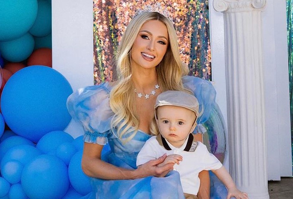 Paris Hilton comemora aniversário do filho, Phoenix — Foto: Reprodução/Instagram