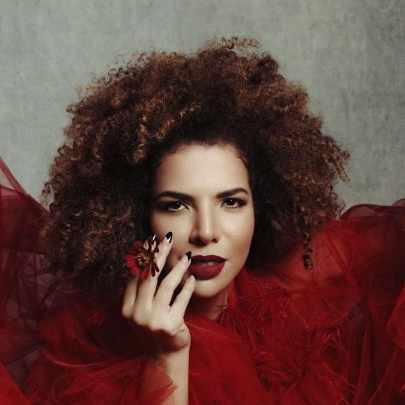 Saiba tudo sobre: Vanessa da Mata