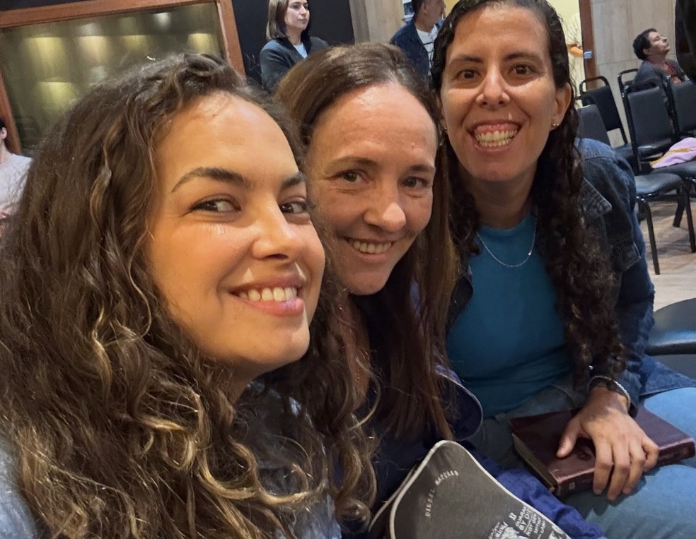 Última publicação de Lua Blanco foi álbum com a família e amigos, além de imagem de mulher nos braços de Jesus — Foto: Reprodução/Instagram