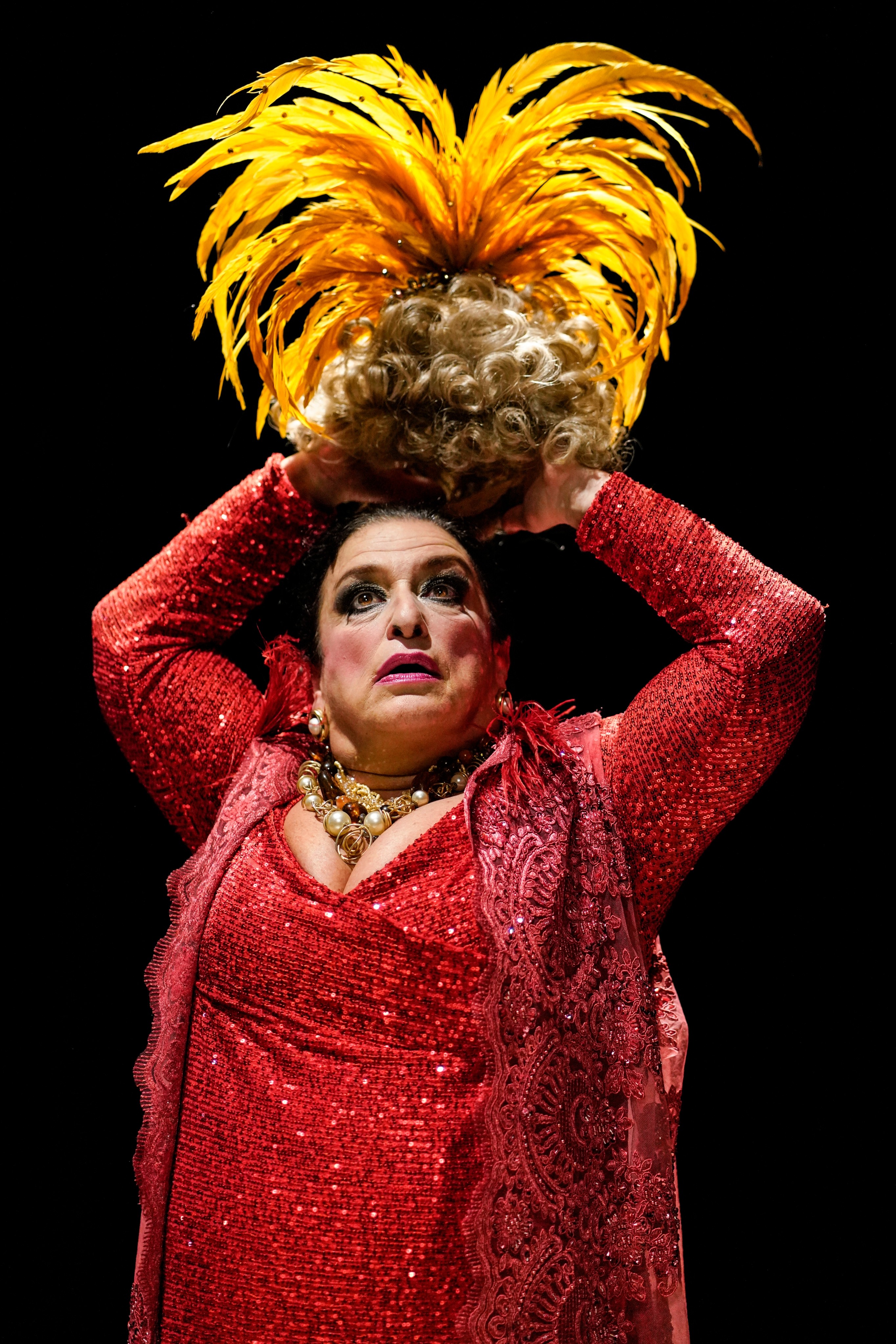 Grace Gianoukas encerra 'Nasci pra ser Dercy' após vencer censura