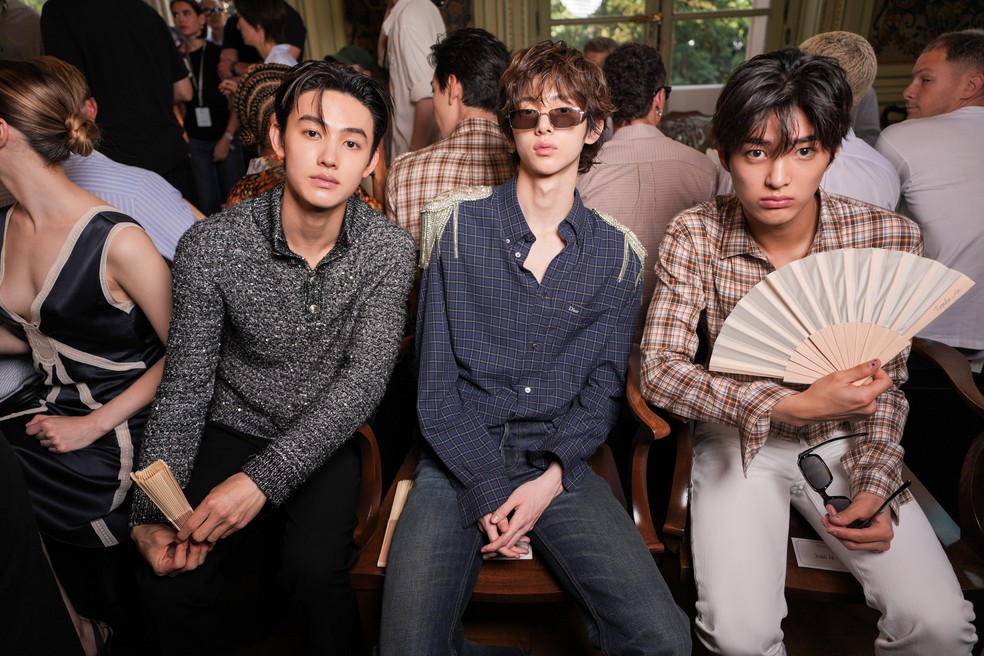 CORTIS desfila na Dior Fashion Week e eleva seu estilo fashion