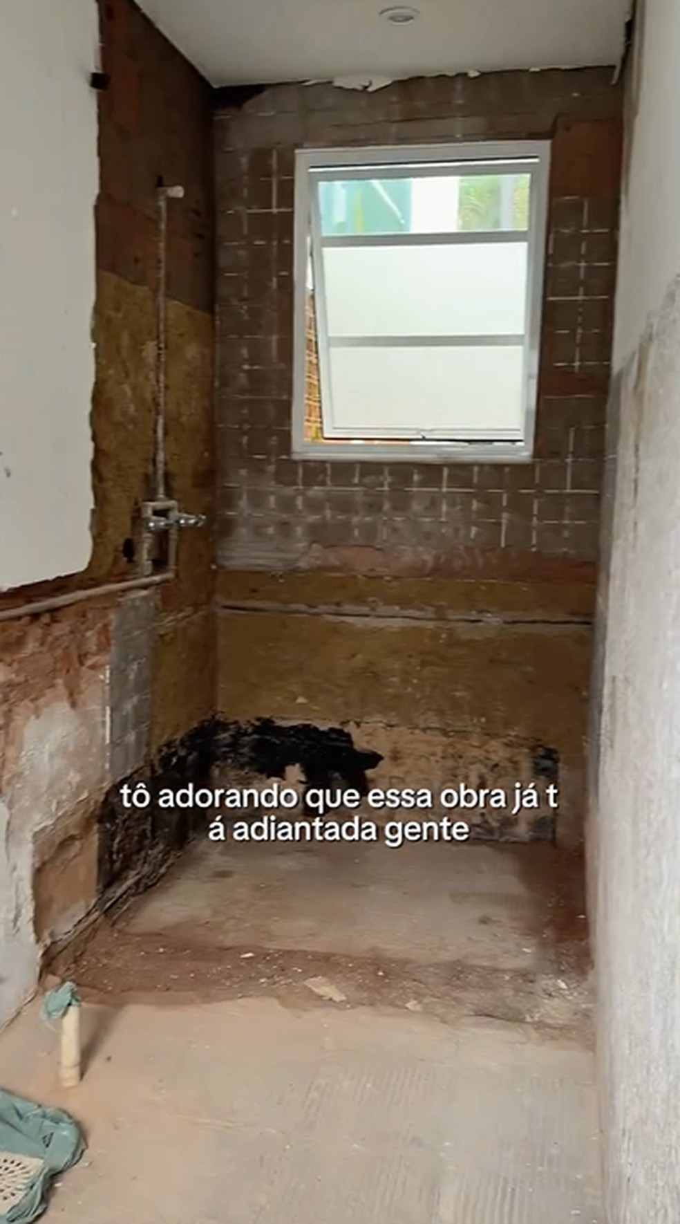 Letícia Spiller começou obras em nova casa — Foto: Reprodução/Instagram