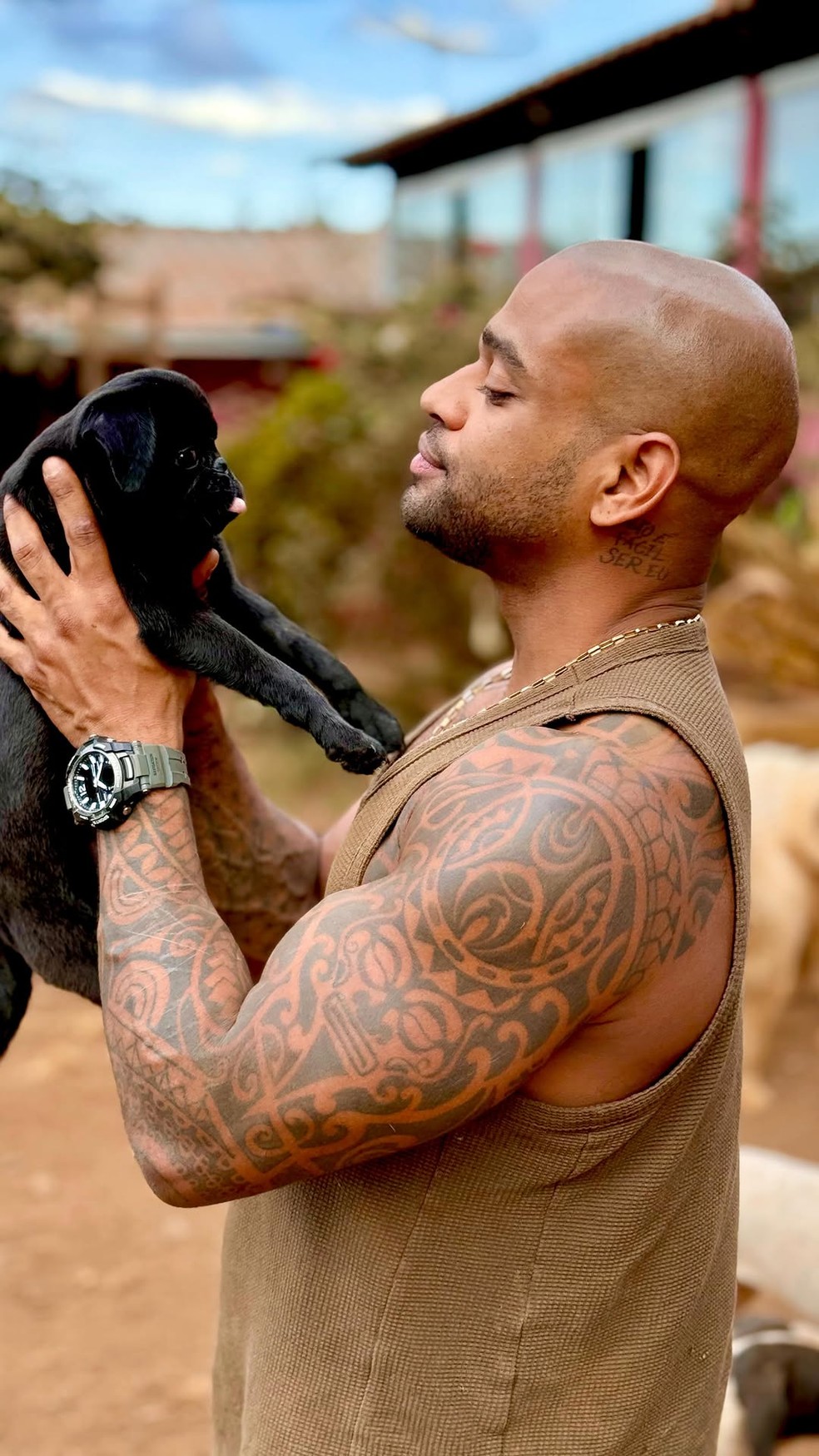 Cezar Black e seu novo cachorro — Foto: Reprodução | Instagram