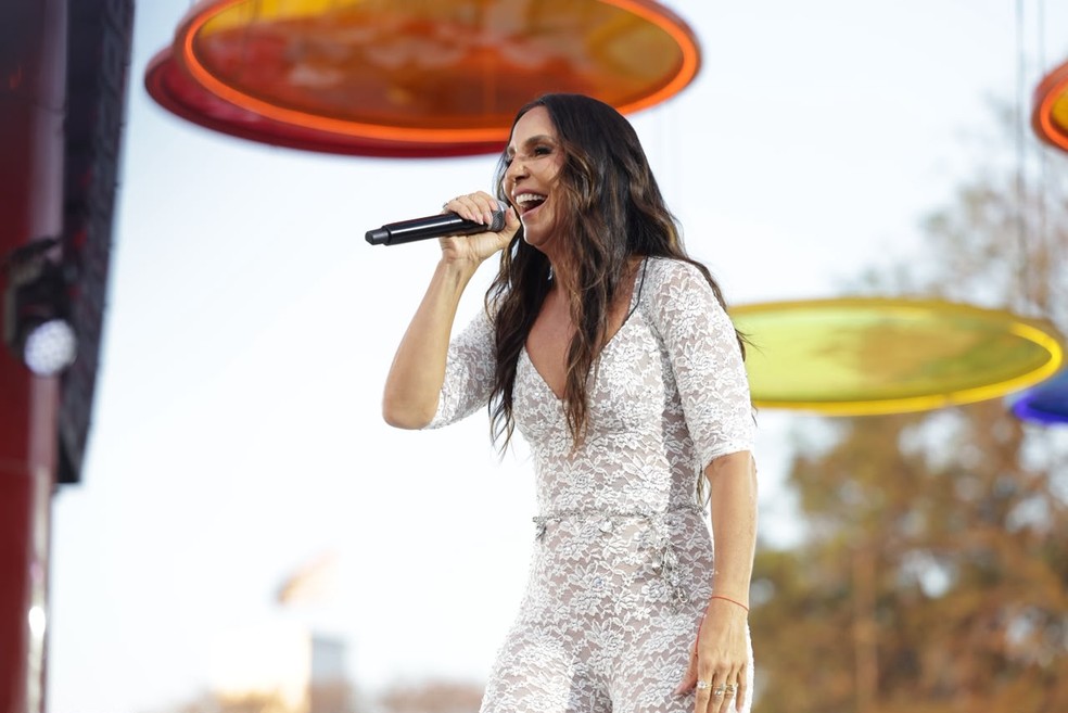 Ivete Sangalo volta a São Paulo com 'Clareou' — Foto: Brazil News
