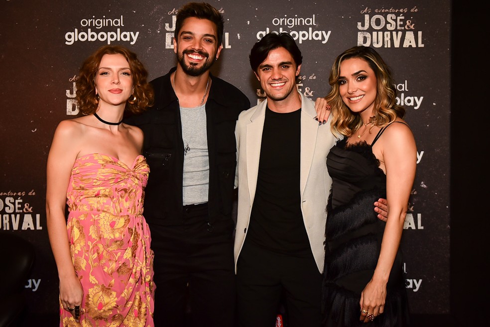 Felipe Simas, Marjories Gerardi, Larissa Ferrara e Rodrigo Simas — Foto: Andy Santana/BrazilNews
