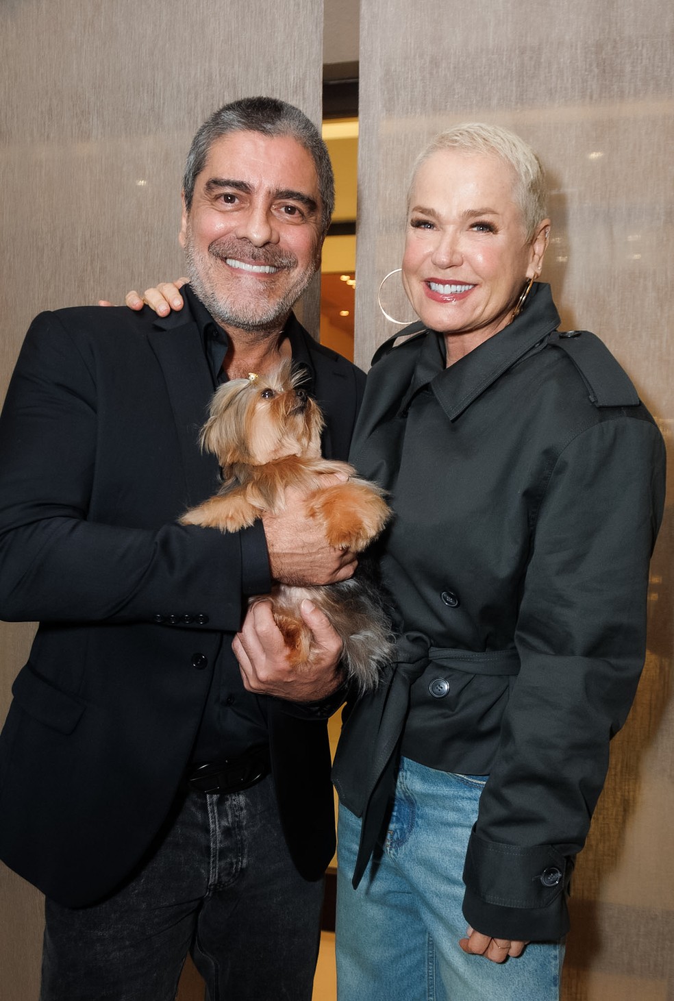 Xuxa e o marido, Junno Andrade — Foto: Clayton Felizardo/ Brazil News