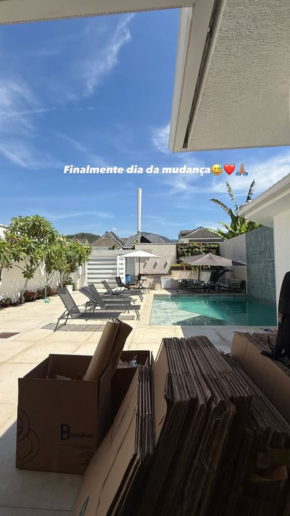 Lorena Maria sai da casa que morava com MC Daniel: 'Finalmente dia da mudança' — Foto: Reprodução/Instagram