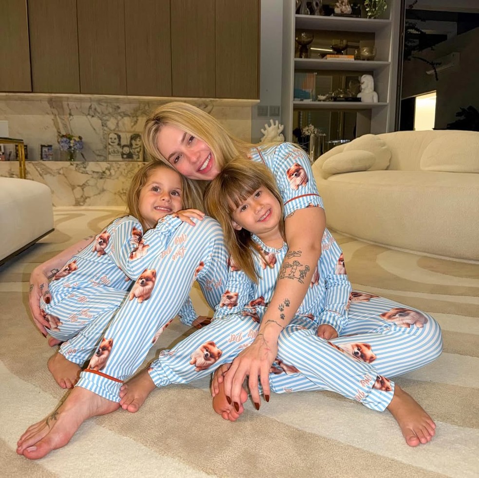 Virginia Fonseca com os filhos — Foto: Reprodução/Instagram