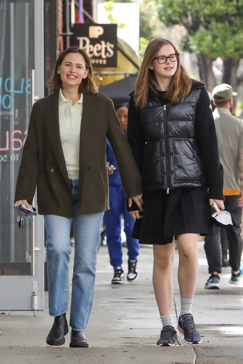 Filha de Jennifer Garner e Ben Affleck chama a atenção por altura em