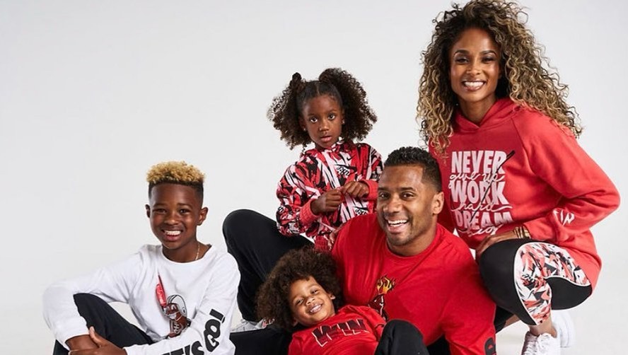 cantora-ciara-anuncia-gravidez-de-quarto-filho-o-terceiro-com-astro-do