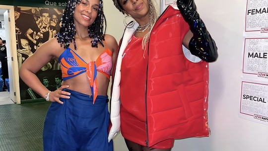 Negra Li mostra encontro com Alicia Keys em SP