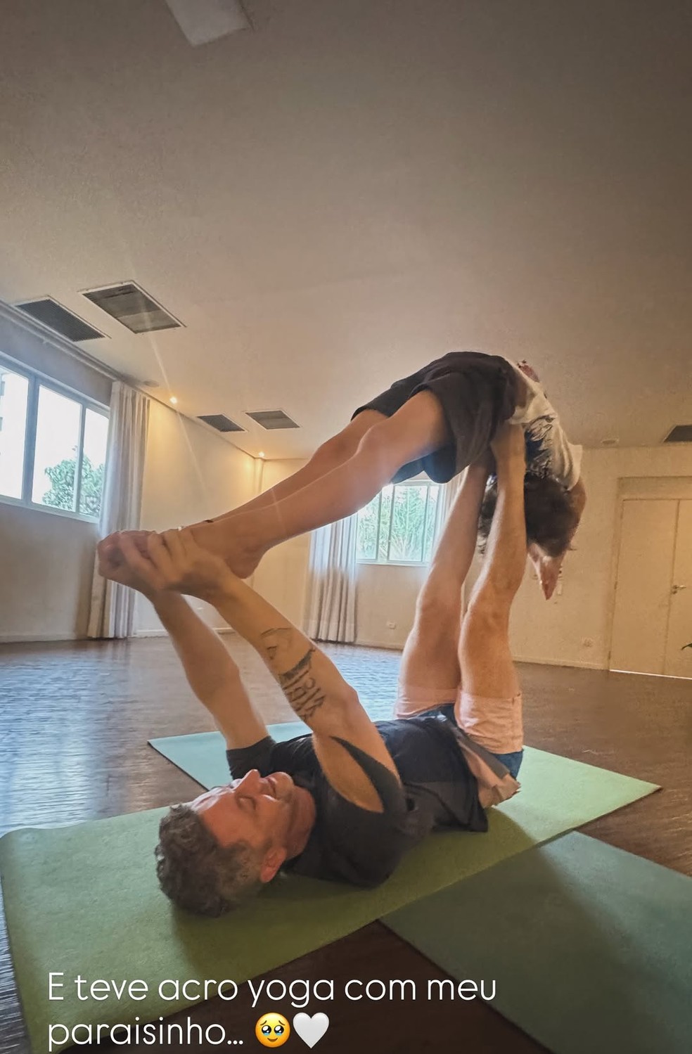 Lucas Lima e o filho, Theo — Foto: Reprodução/Instagram