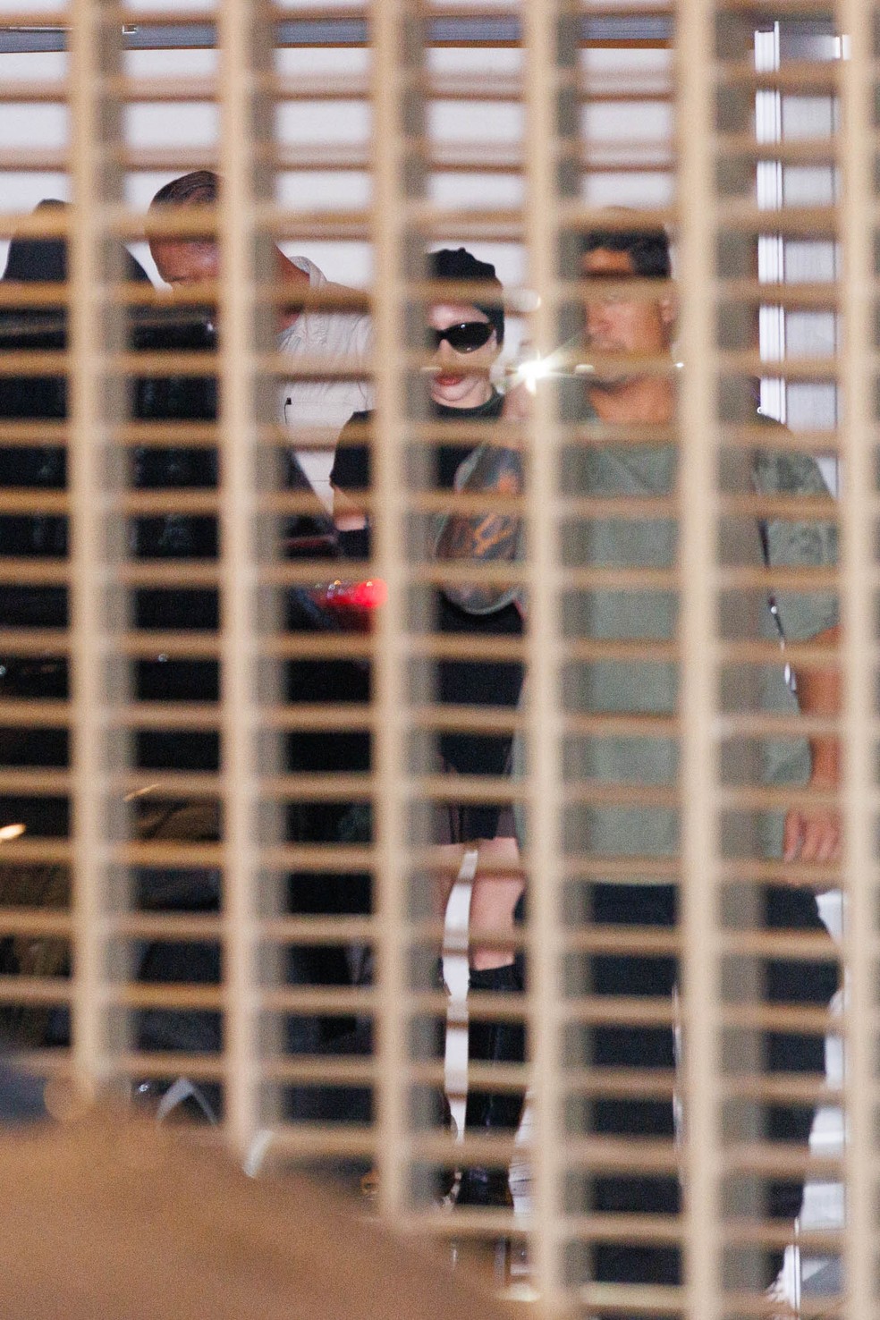 Lady Gaga desembarca no Rio — Foto: Manu Scarpa | Brazil News