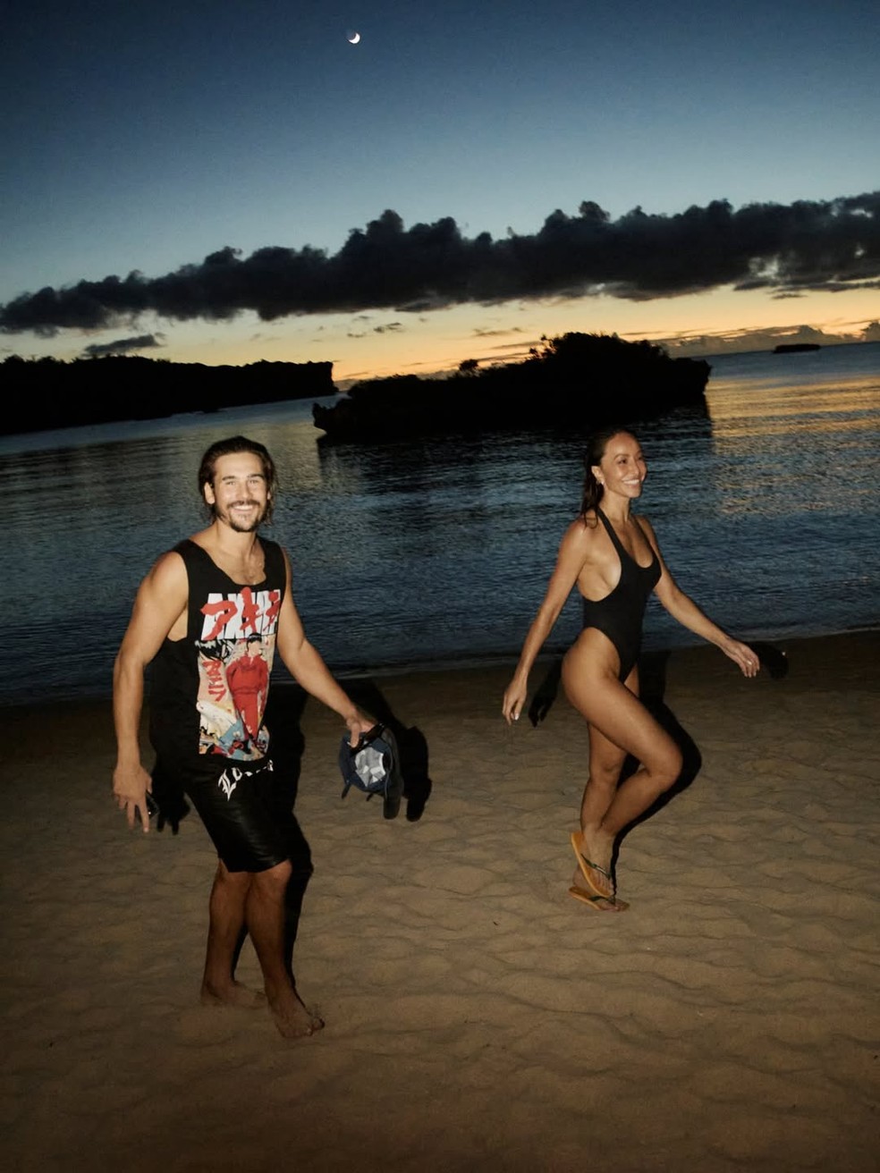 Nicolas Prattes e Sabrina Sato em fotos do post de anivers&aacute;rio &mdash; Foto: Reprodu&ccedil;&atilde;o/Instagram