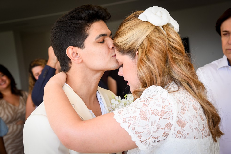 Maria Cavalcante e Cristiano Deyvid se casam no civil — Foto: Andy Santana/Brazil News