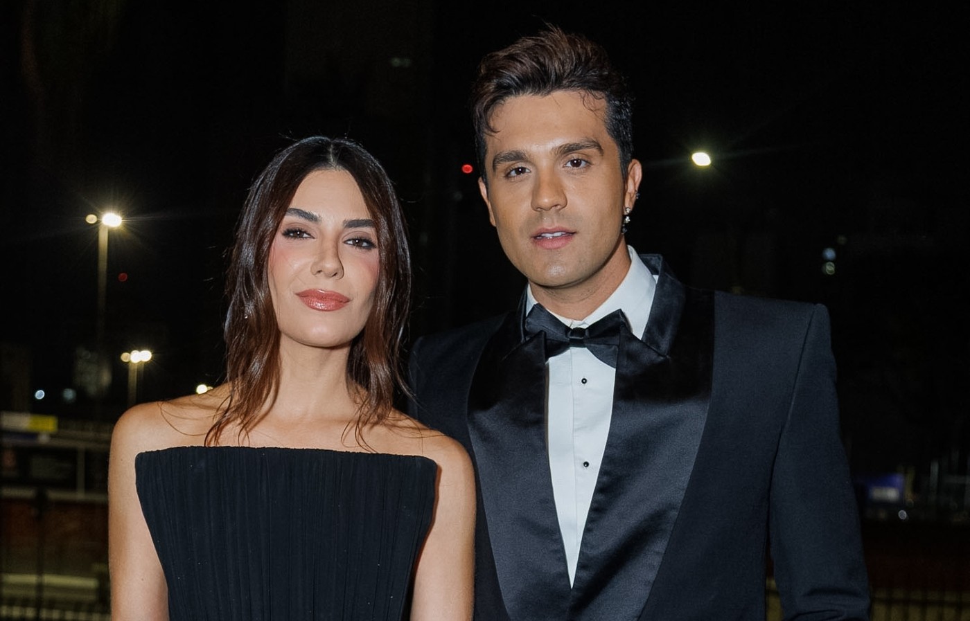 Luan Santana celebra carreira ao lado da esposa em festa de gala - QTU Questões do Universo