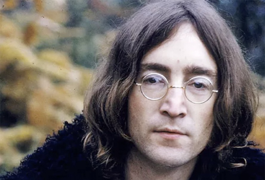 John Lennon era um dos integrantes do grupo Os Beatles