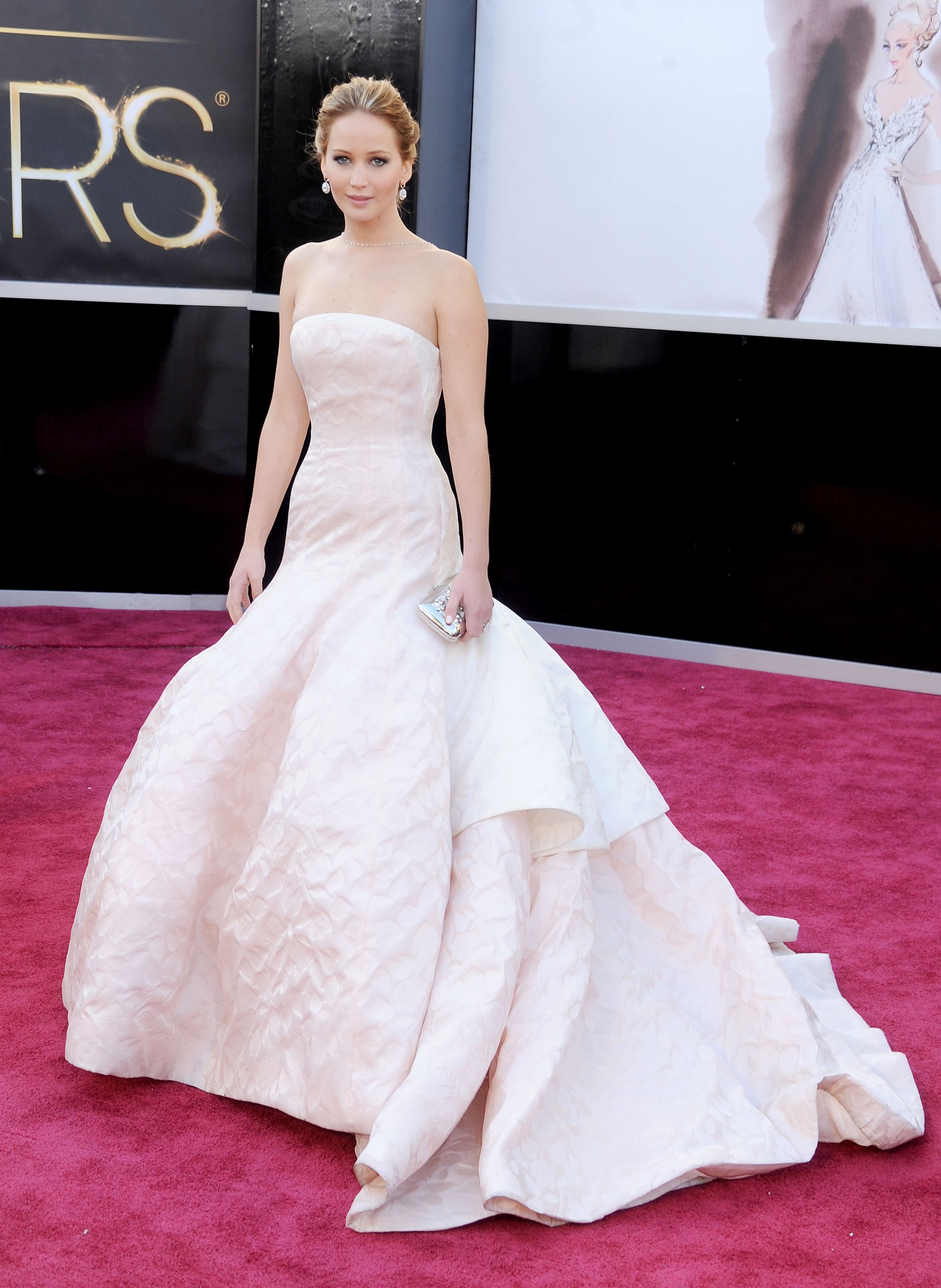 Jennifer Lawrence no Oscar de 2013, usando Dior — Foto: Getty