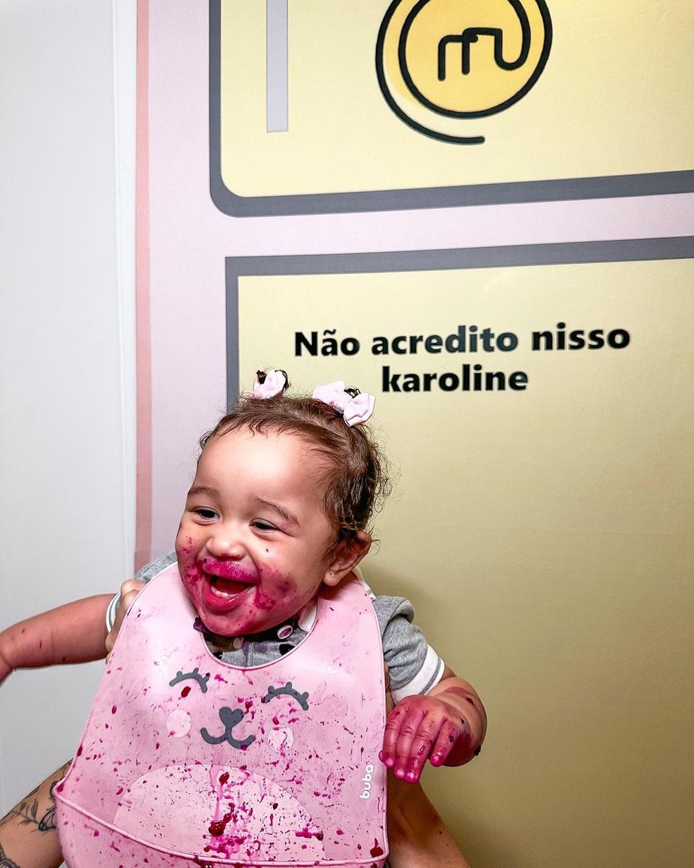 Karoline Lima organiza festa de 8 meses para filha Cecília   — Foto:   Reprodução/Instagram