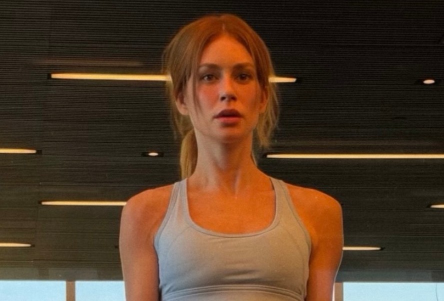 Marina Ruy Barbosa mostra treino às 6h da manhã e exibe barriga definida: ‘Focadinha na saúde’