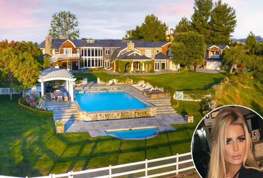 Jessica Simpson coloca casa à venda por R$ 108 milhões após separação