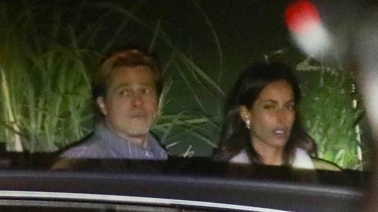 Brad Pitt ainda não apresentou a namorada aos filhos; entenda