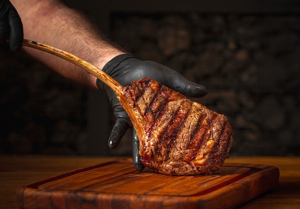 Assador, do Rio, chega a SP com rodízio de carnes premium